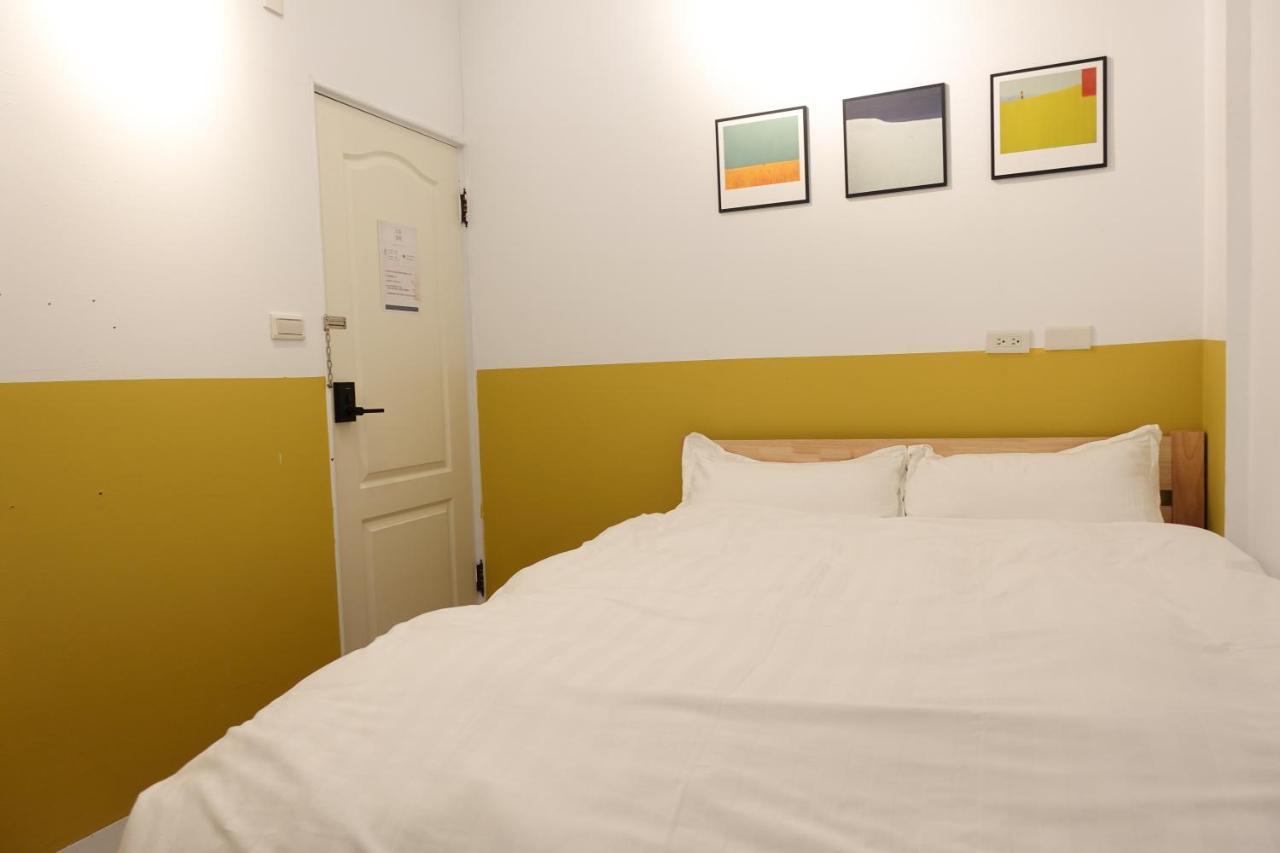 Small Island Homestay Tainan Bagian luar foto