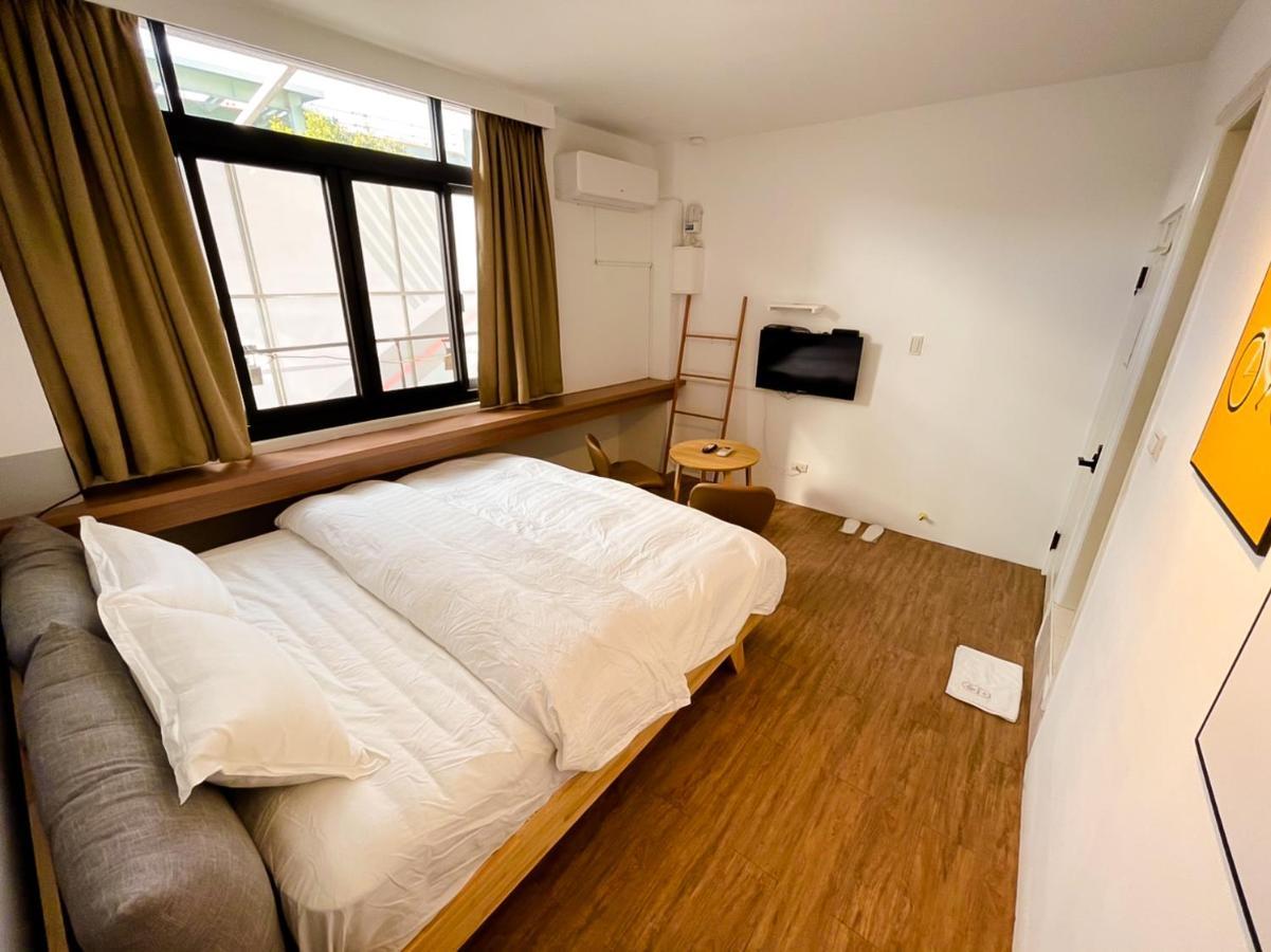 Small Island Homestay Tainan Bagian luar foto