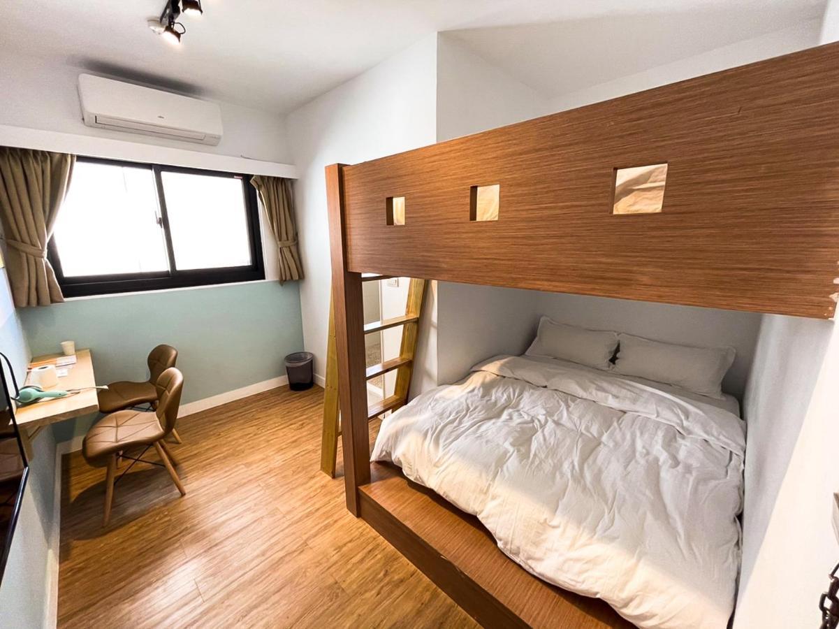 Small Island Homestay Tainan Bagian luar foto